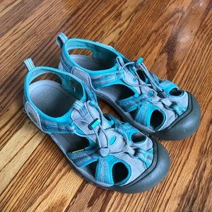 KEEN women’s Venice h2 sandal size 11